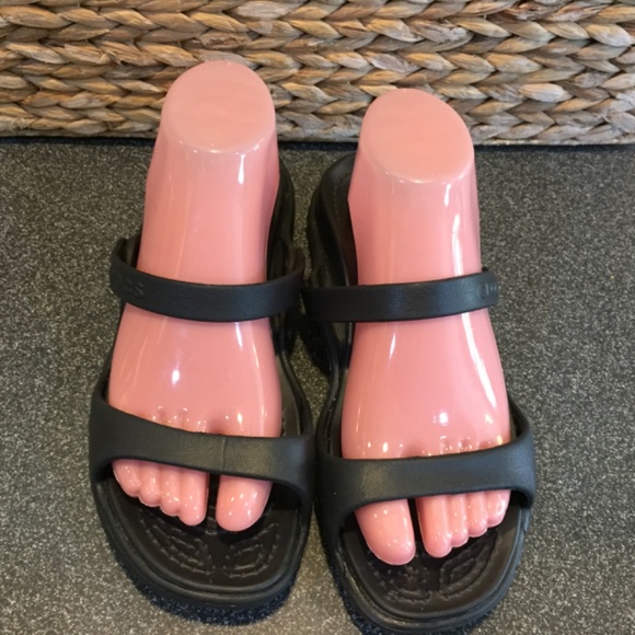 CROCS Black Women's Sandals - Picture 2 of 12